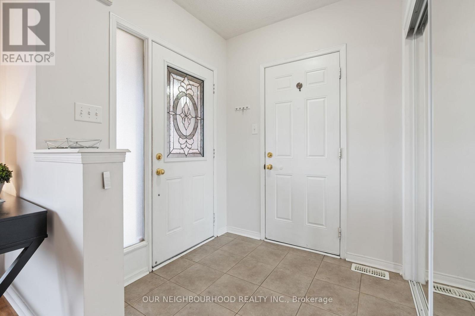 5 Snell Court, Port Hope, Ontario L1A 0A6 - Photo 7 - X12360040