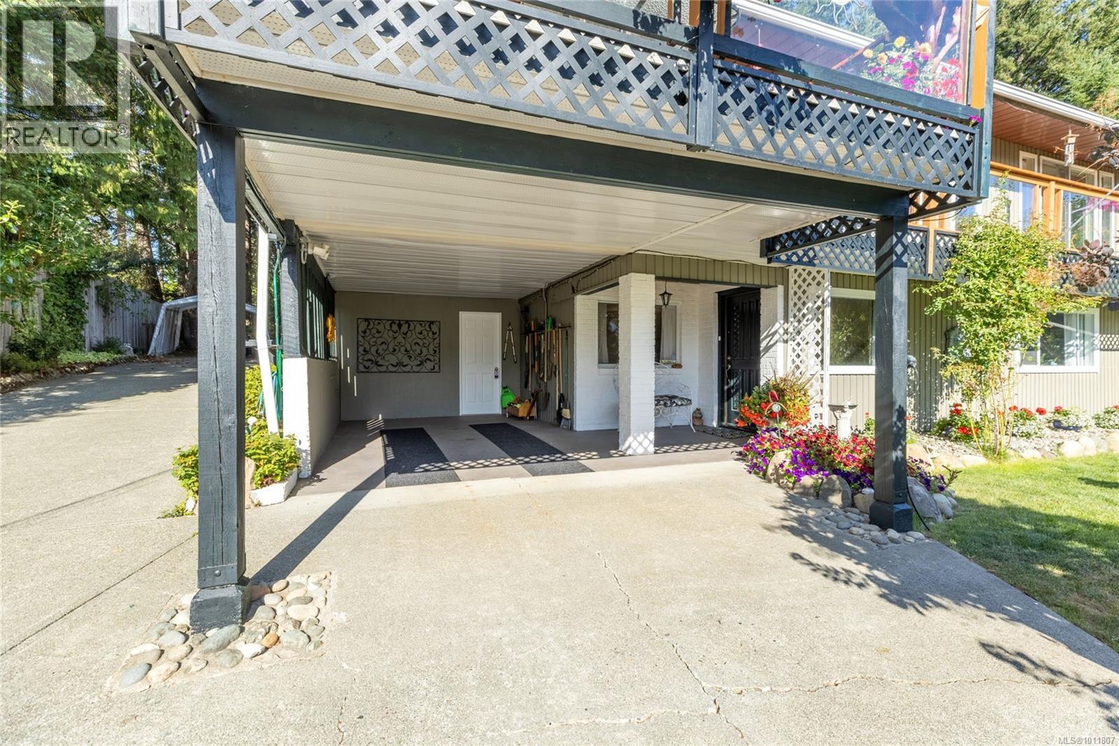 7692 Tozer Rd, Fanny Bay, British Columbia  V0R 1W0 - Photo 45 - 1011807