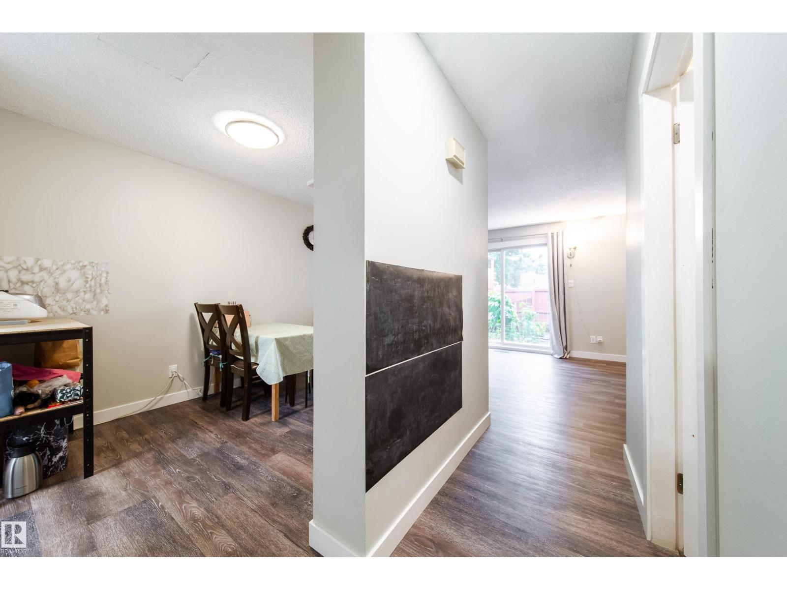 5622 148 St Nw Nw, Edmonton, Alberta  T6H 4T8 - Photo 4 - E4454333