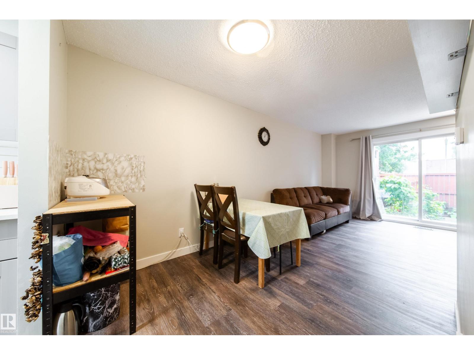 5622 148 St Nw Nw, Edmonton, Alberta  T6H 4T8 - Photo 5 - E4454333