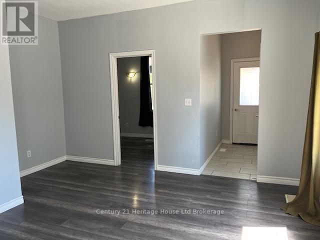 74 Wilson Street, Woodstock, Ontario  N4S 3N5 - Photo 24 - X12360036