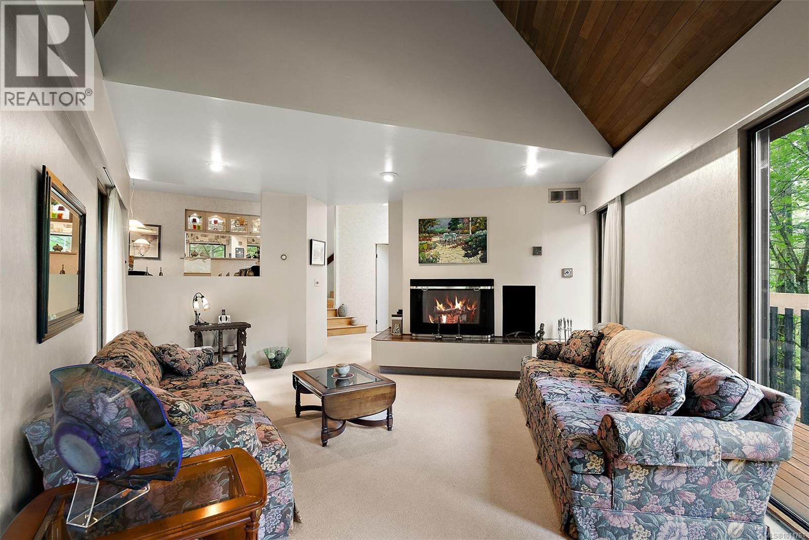 Property at 1465 Lands End Rd image 3