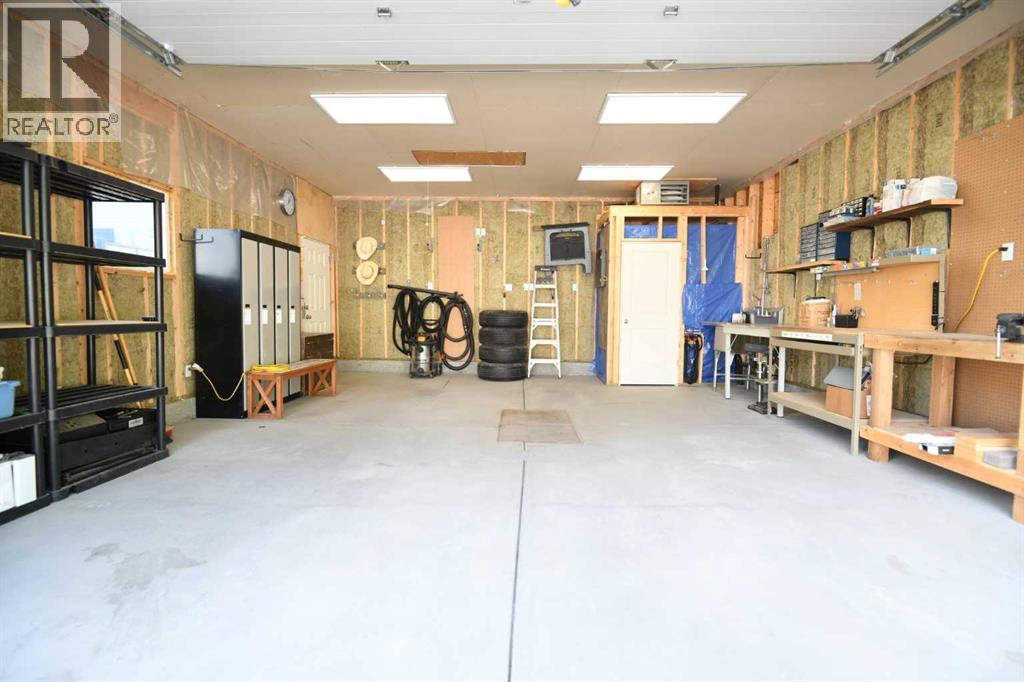 Property at 2825 Coopers Manor SW image 4
