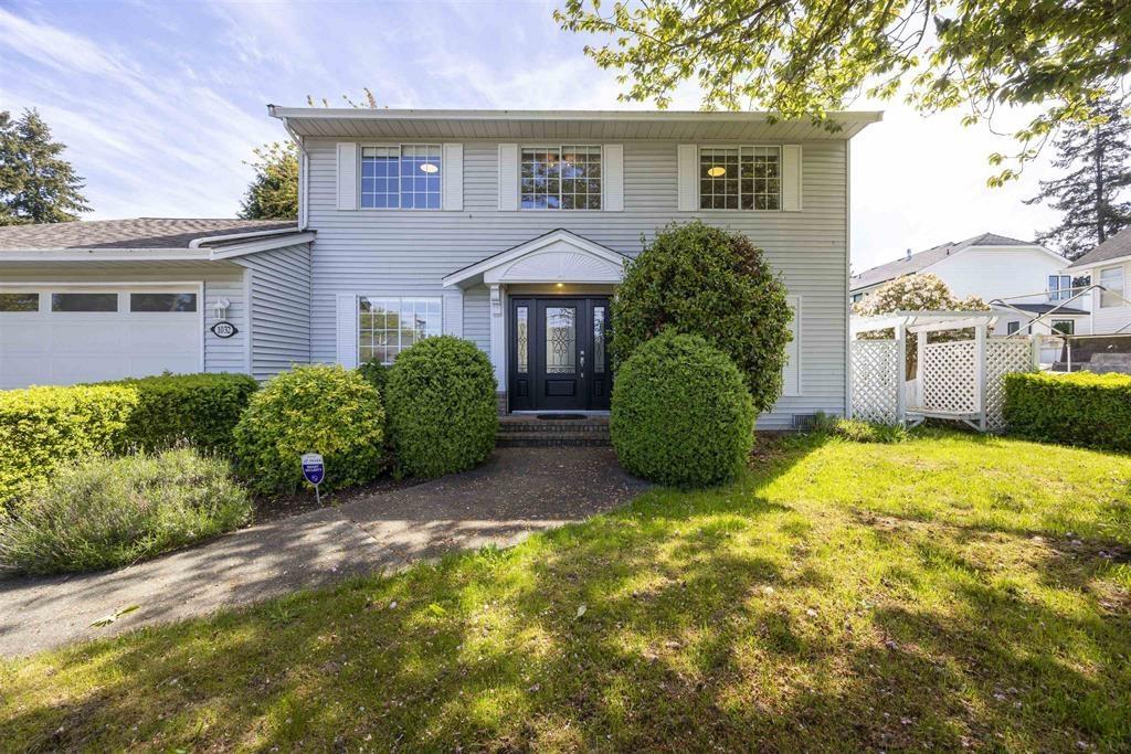 1032 164 Street, Surrey, British Columbia  V4A 8R2 - Photo 2 - R3039722