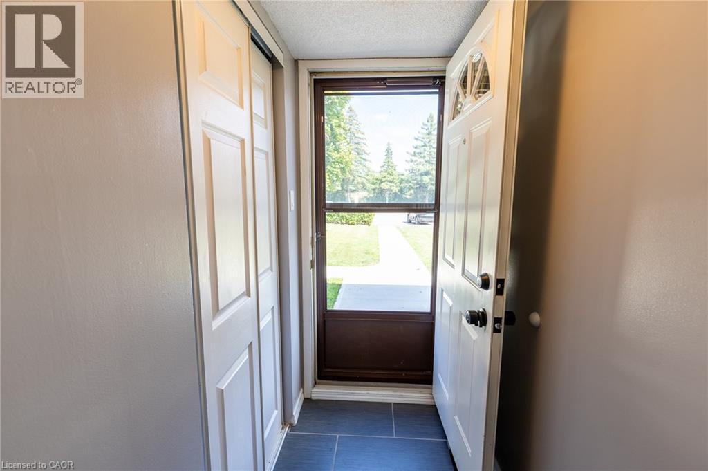 210 Glamis Road Unit# 43, Cambridge, Ontario  N1R 6L3 - Photo 4 - 40761953