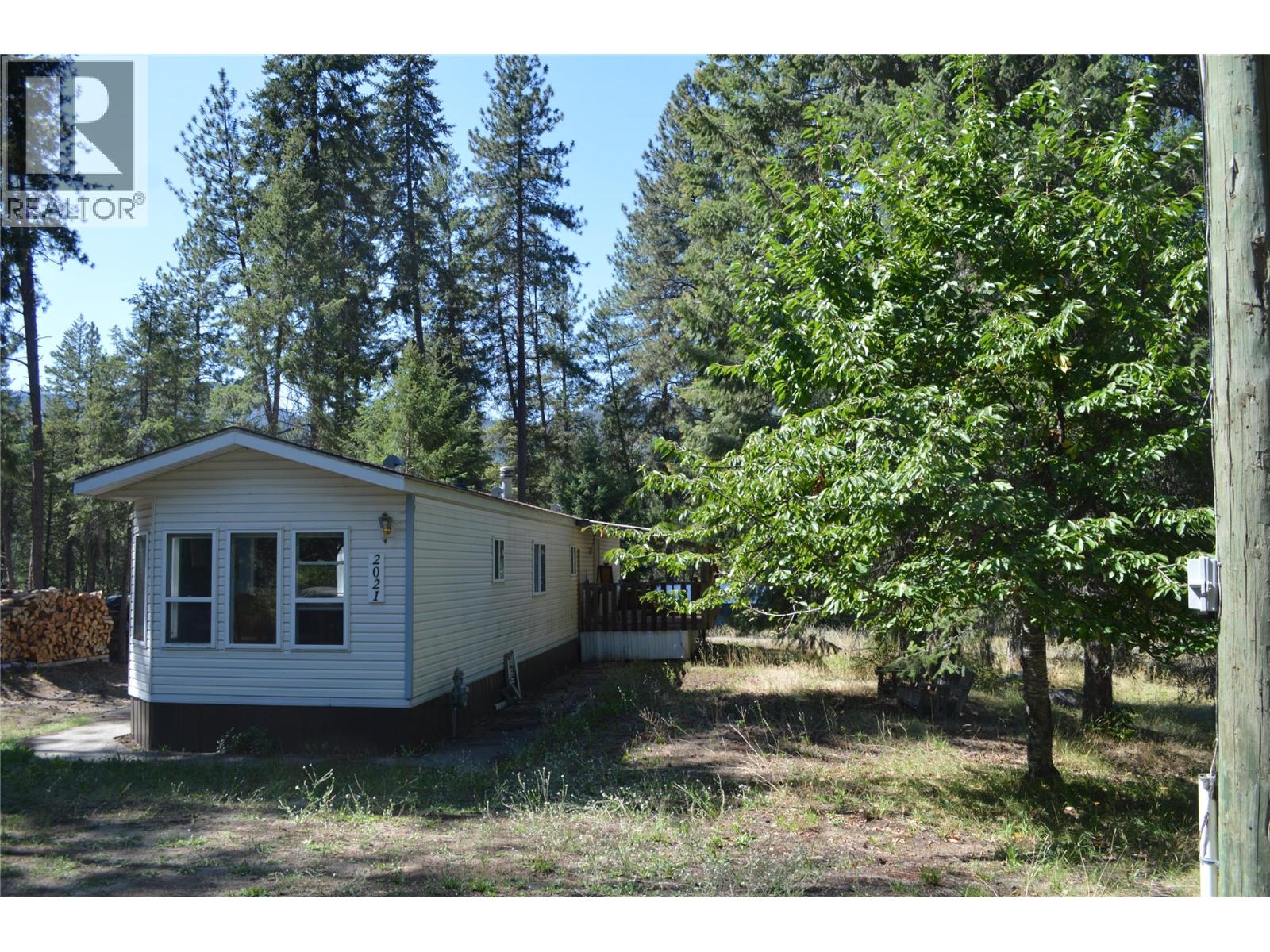 2021 Fife Road, christina lake, British Columbia
