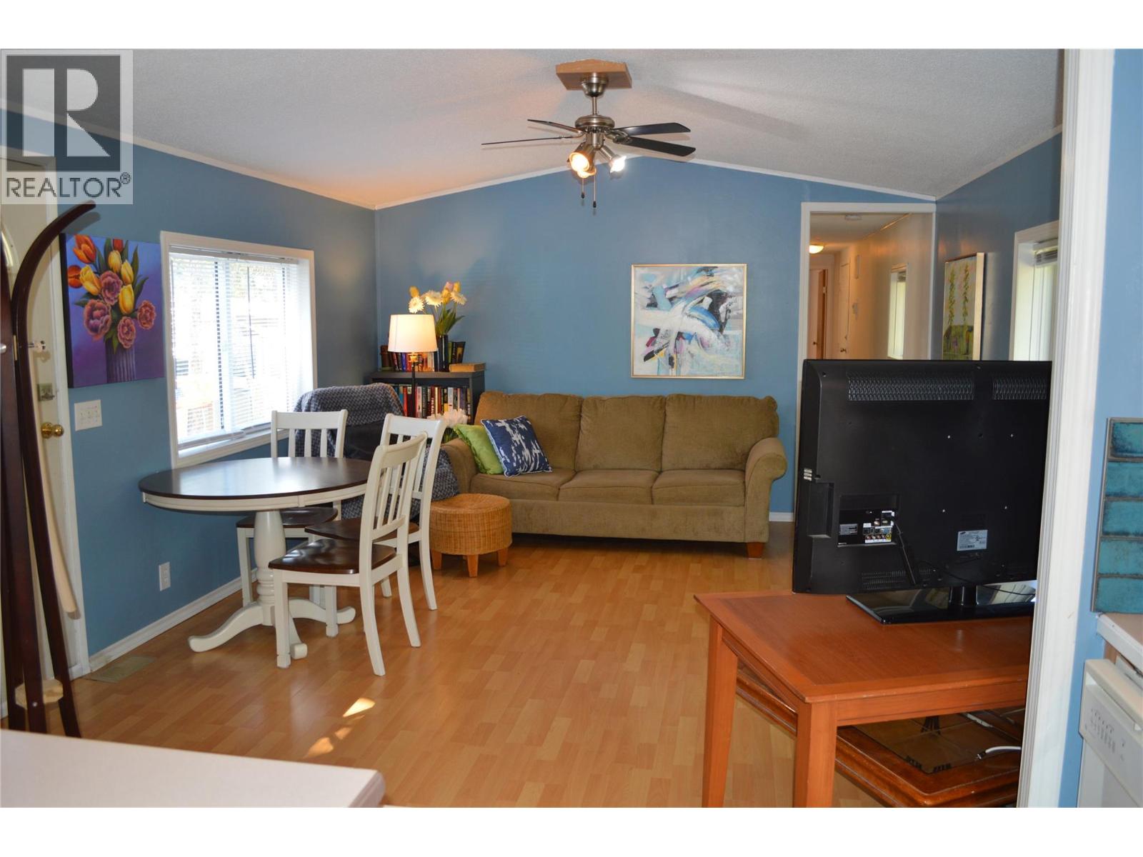 2021 Fife Road, Christina Lake, British Columbia  V0H 1E3 - Photo 20 - 10360289