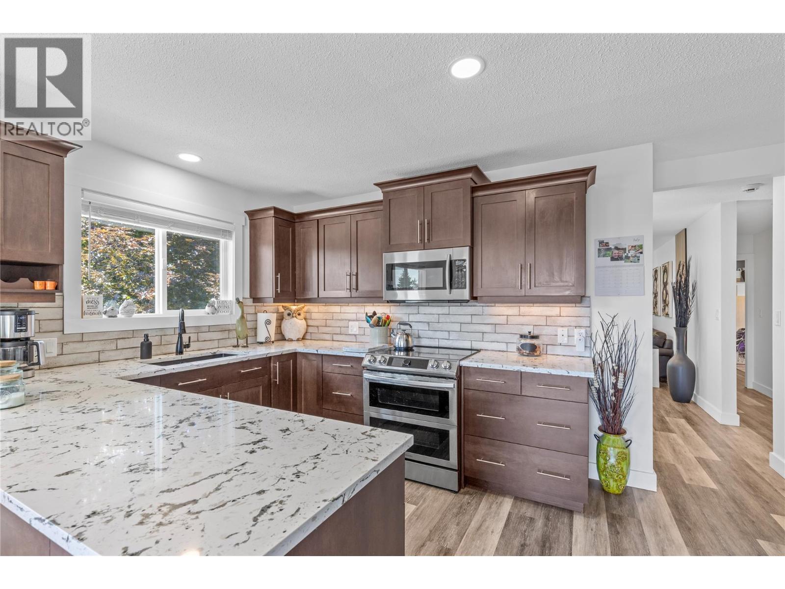 6149 Bella Vista Road, Vernon, British Columbia  V1H 1B4 - Photo 13 - 10360383