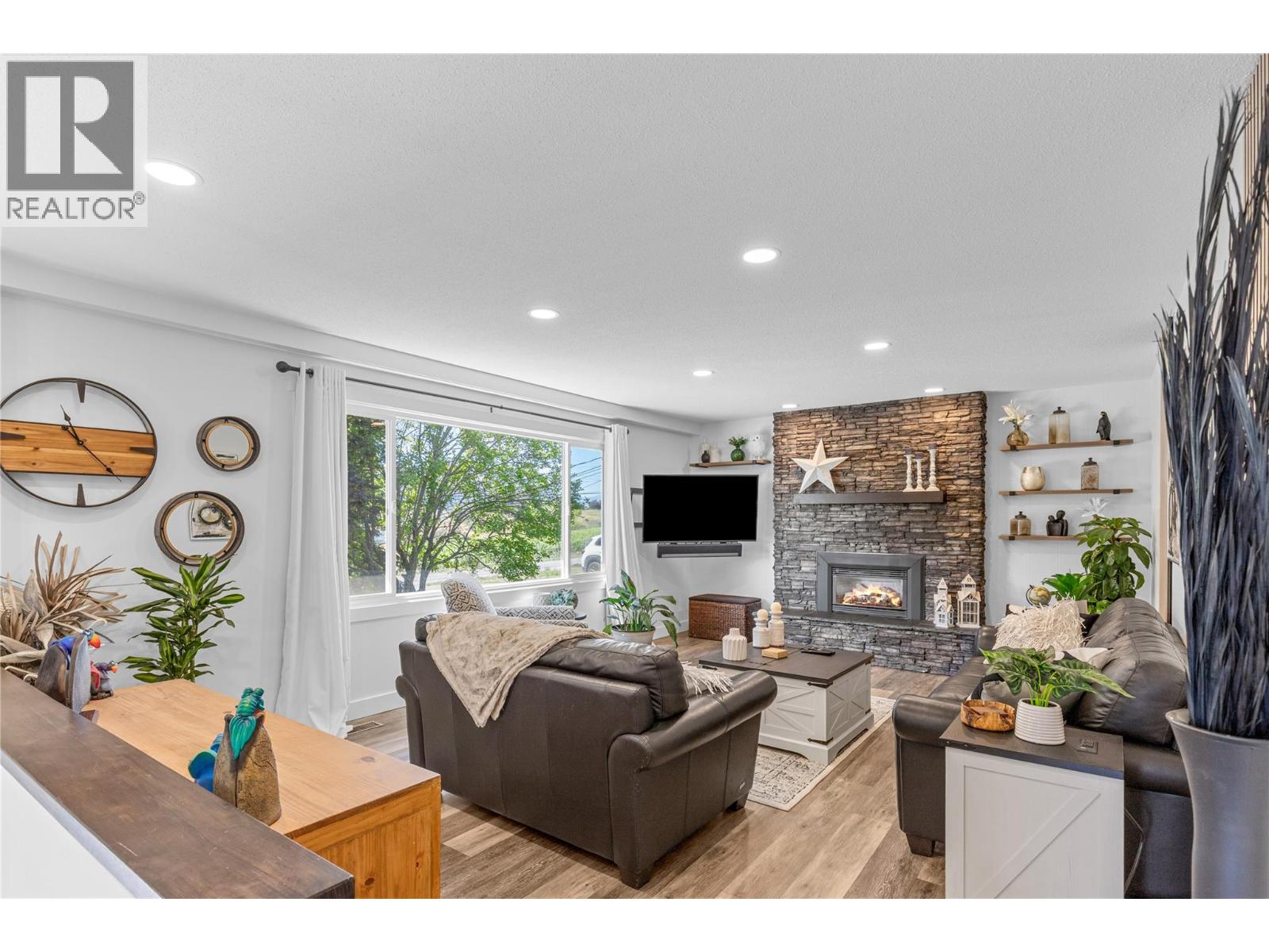 6149 Bella Vista Road, Vernon, British Columbia  V1H 1B4 - Photo 28 - 10360383