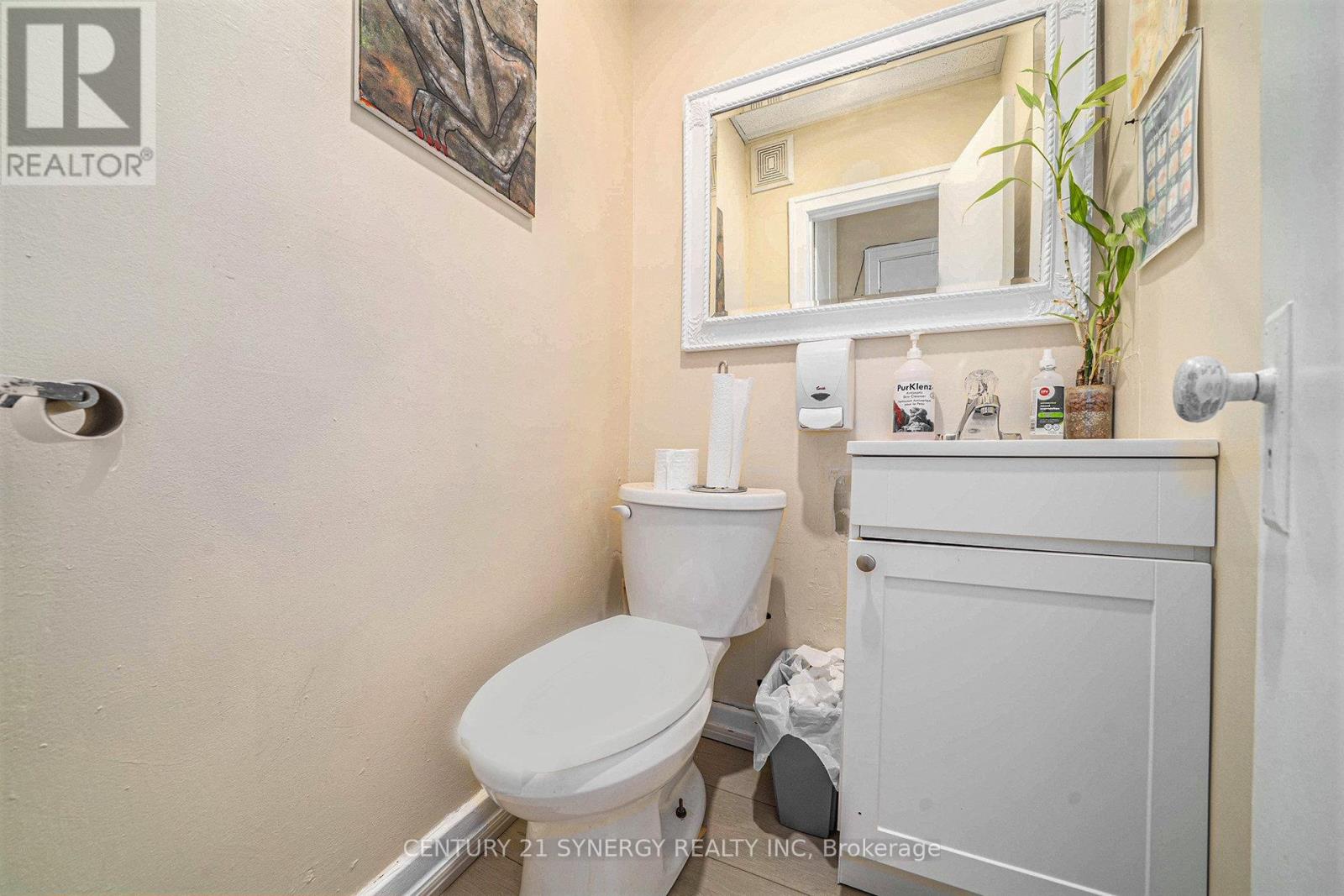 117 Montreal Road, Cornwall, Ontario  K6H 1B2 - Photo 13 - X12360095