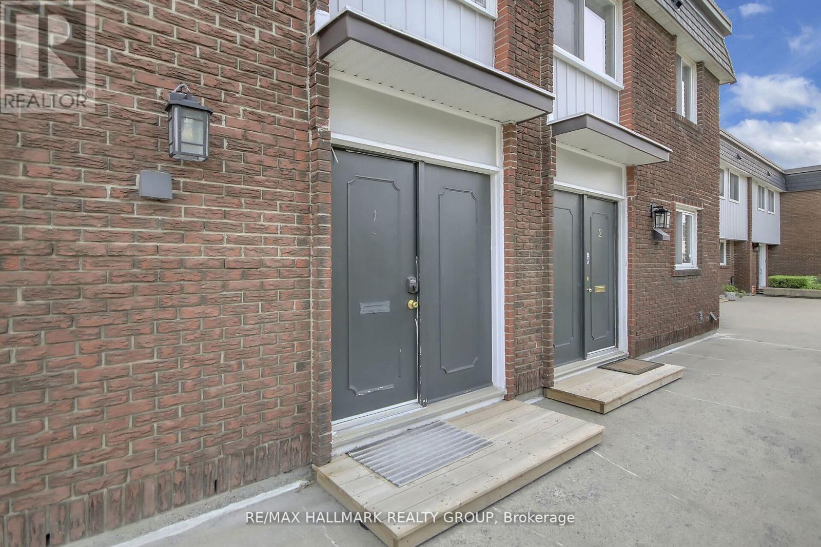 1 - 1821 Walkley Road, Ottawa, Ontario  K1H 6X9 - Photo 3 - X12360102