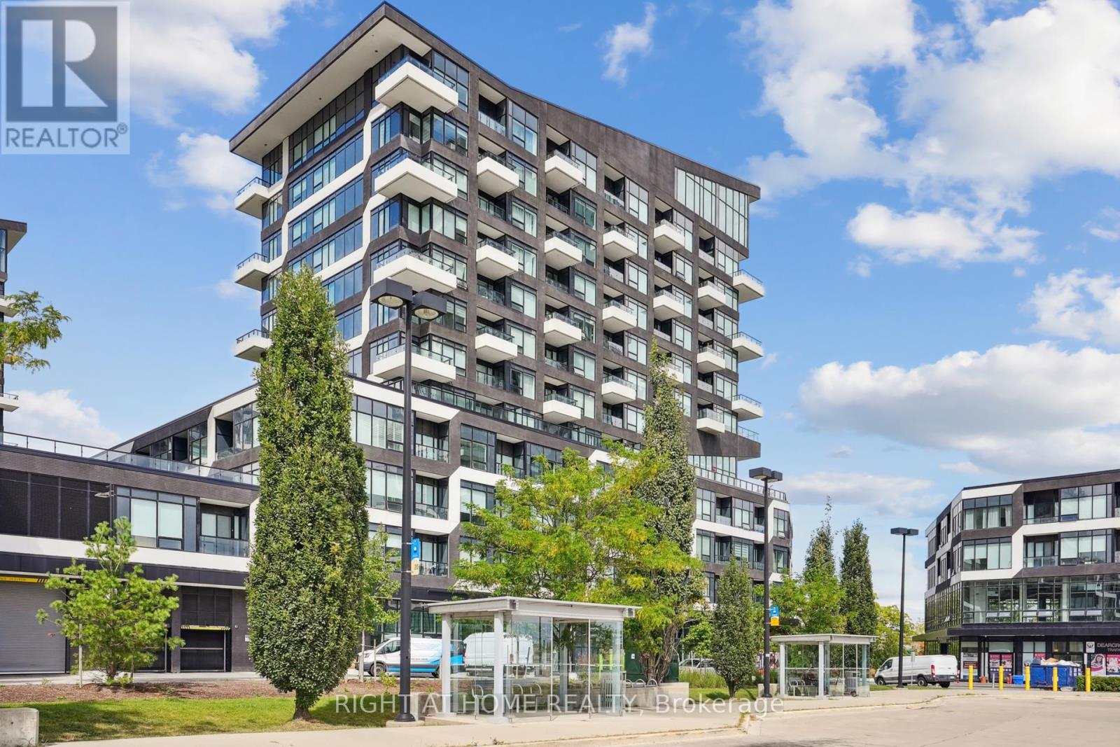 436 - 2485 TAUNTON ROAD, Oakville, Ontario