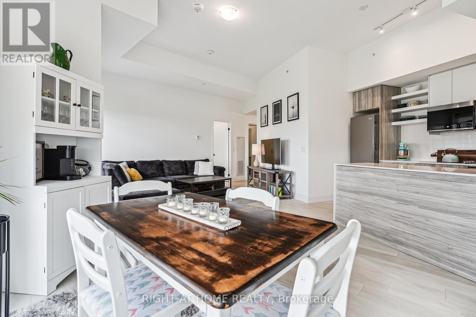 436 - 2485 Taunton Road, Oakville, Ontario  L6H 3R8 - Photo 14 - W12360042