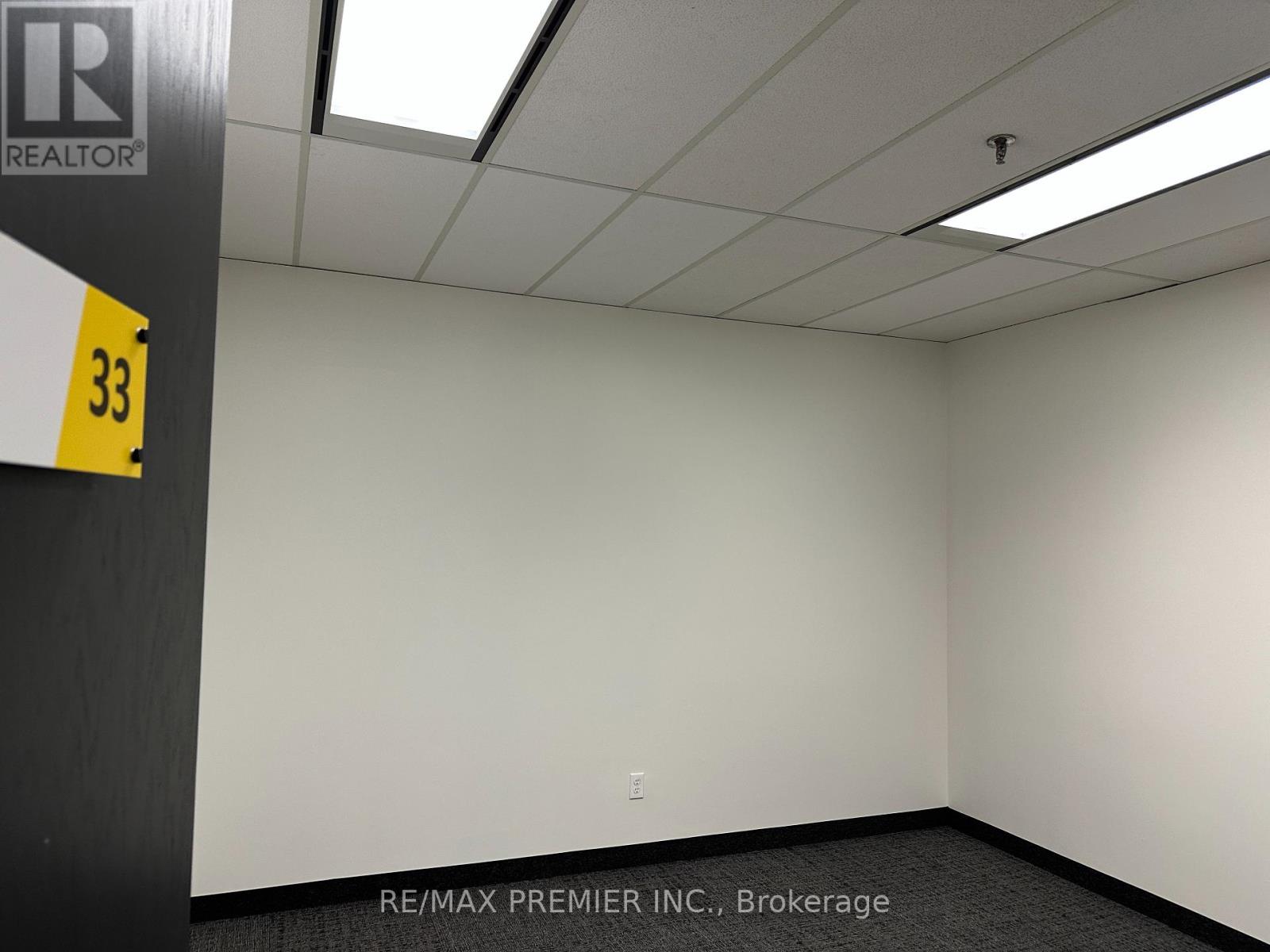 200-33 - 350 Burnhamthorpe Road W, Mississauga, Ontario  L5B 3J1 - Photo 17 - W12360052