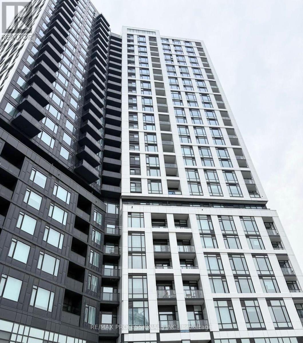 2011 - 2495 EGLINTON AVENUE W, Mississauga, Ontario