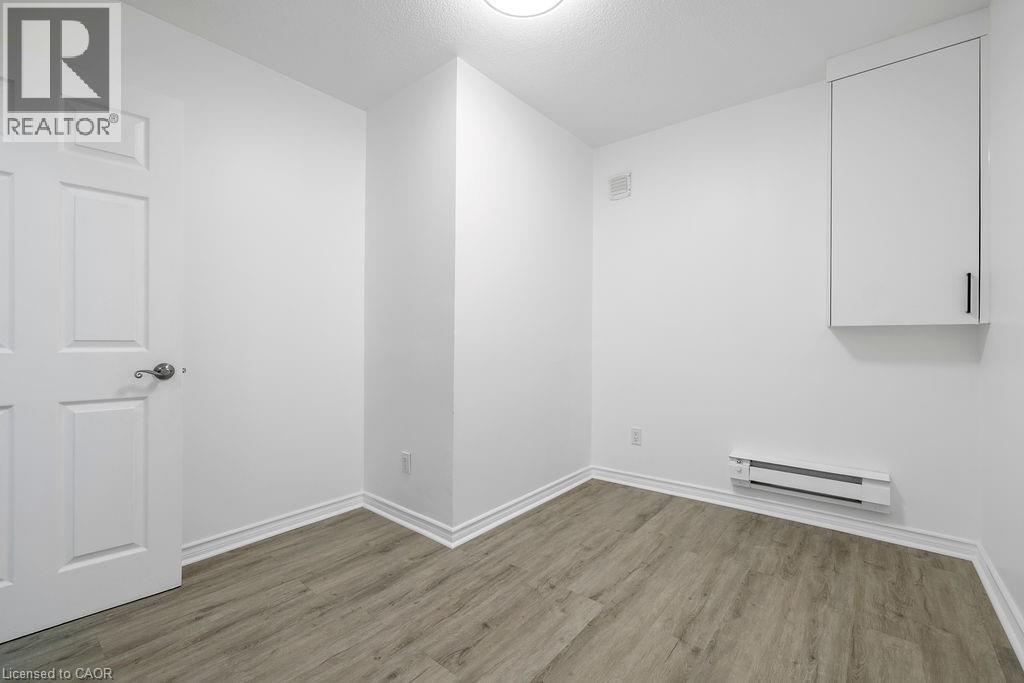 2015 Leighland Road Unit# 2, Burlington, Ontario  L7R 3S9 - Photo 14 - 40762726