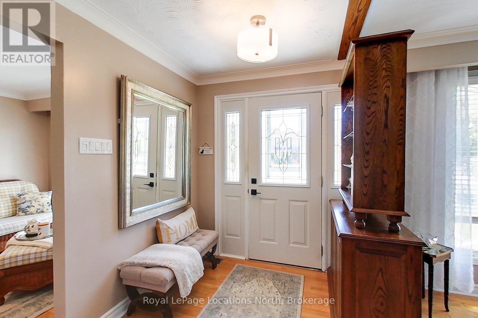 51 Union Street, Meaford, Ontario  N4L 1E6 - Photo 10 - X12360091