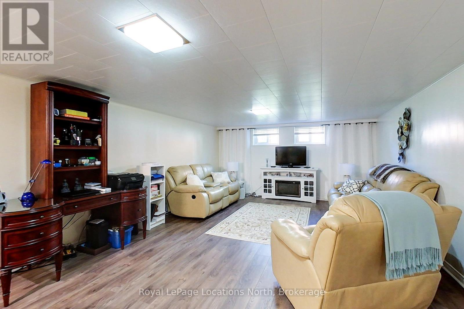51 Union Street, Meaford, Ontario  N4L 1E6 - Photo 26 - X12360091
