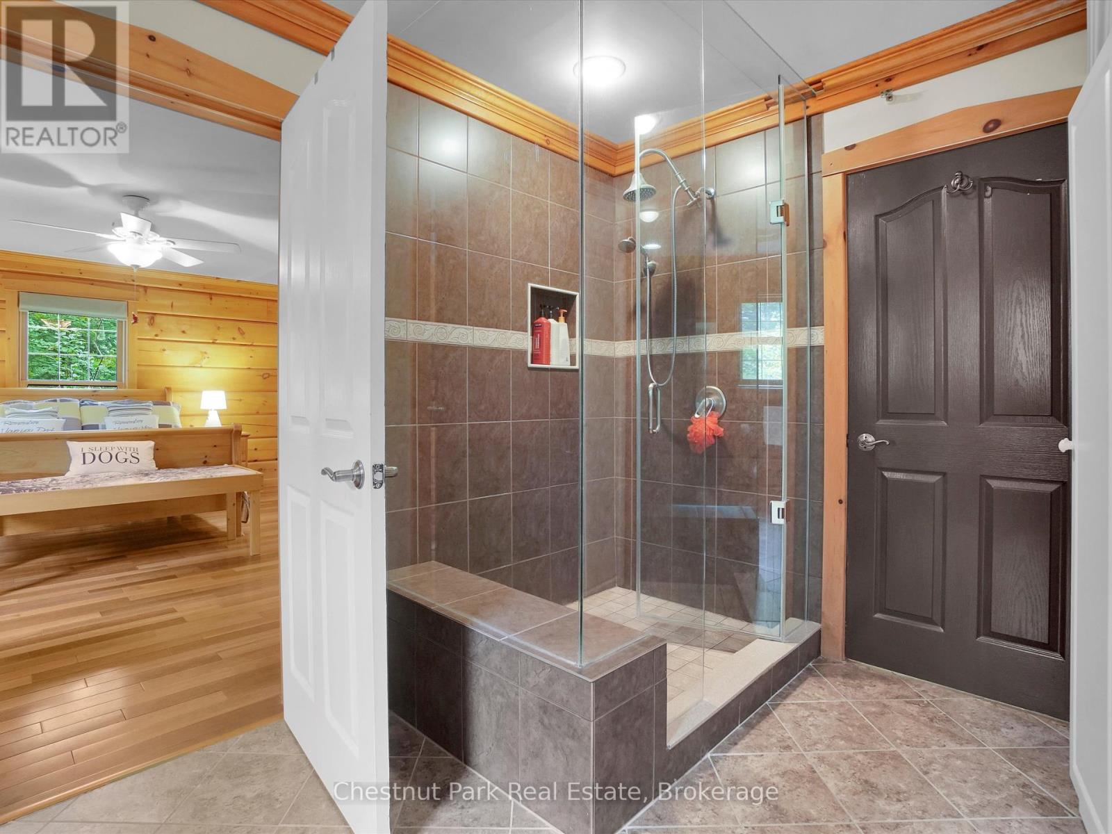1300 Dickie Lake Road W, Lake Of Bays, Ontario  P0B 1A0 - Photo 16 - X12360094