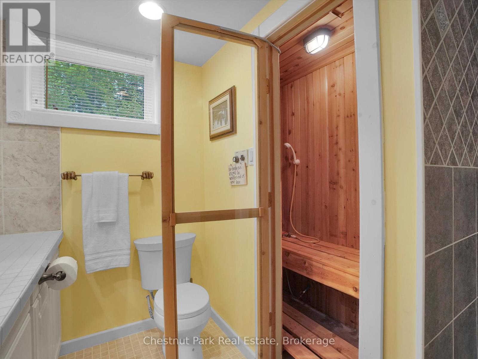 1300 Dickie Lake Road W, Lake Of Bays, Ontario  P0B 1A0 - Photo 27 - X12360094