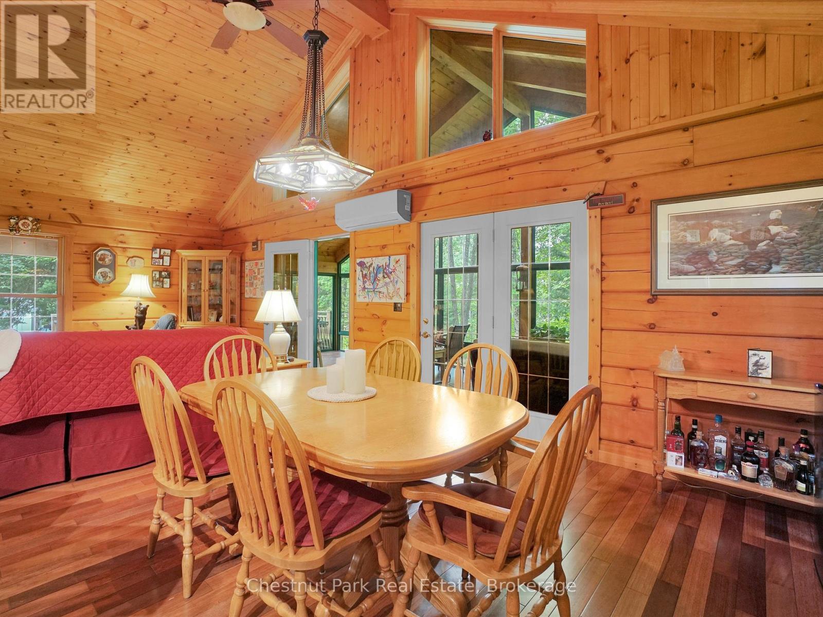 1300 Dickie Lake Road W, Lake Of Bays, Ontario  P0B 1A0 - Photo 8 - X12360094
