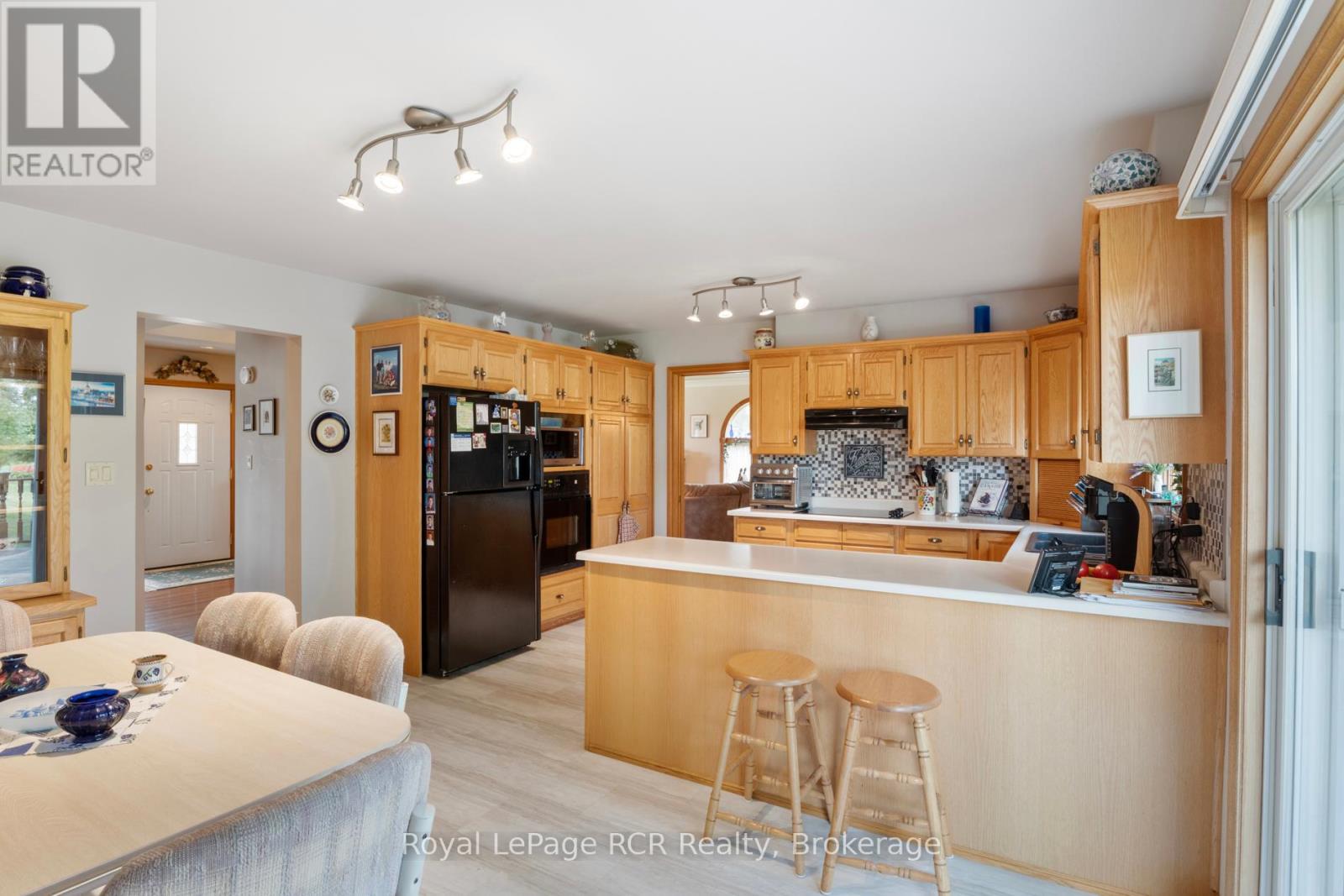 201 Church Street N, Wellington North, Ontario  N0G 2L0 - Photo 17 - X12360106