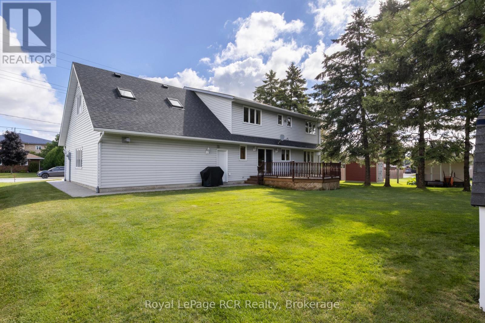 201 Church Street N, Wellington North, Ontario  N0G 2L0 - Photo 40 - X12360106