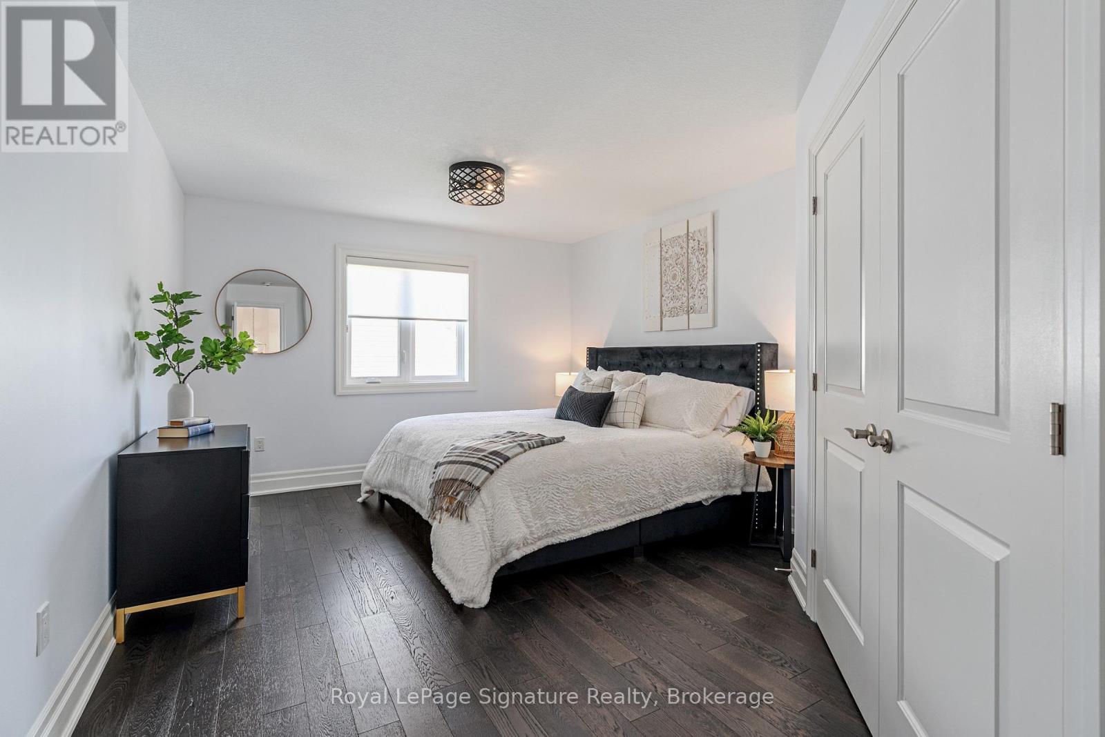 113 Landry Lane, Blue Mountains, Ontario  N0H 2P0 - Photo 32 - X12360131