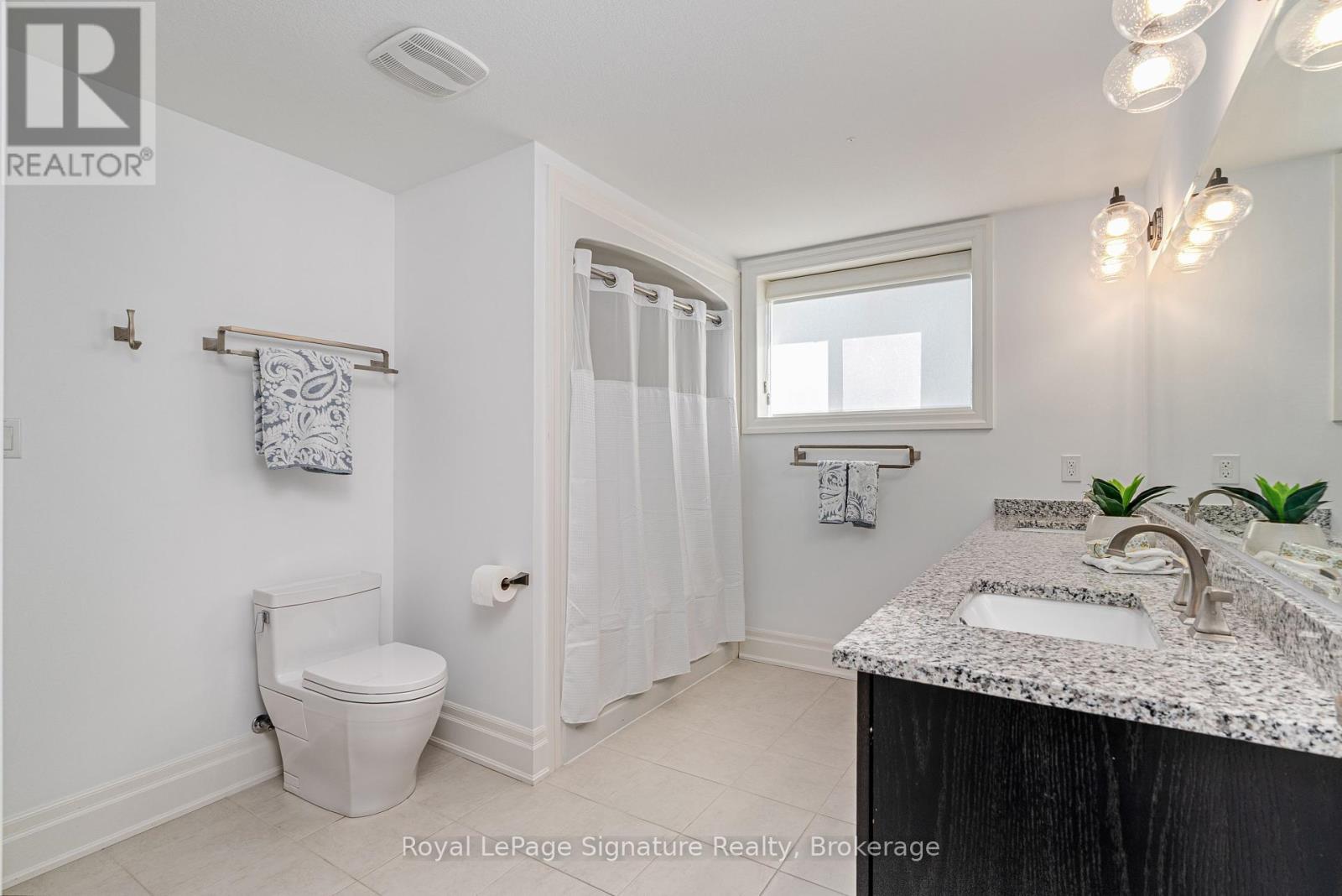 113 Landry Lane, Blue Mountains, Ontario  N0H 2P0 - Photo 42 - X12360131