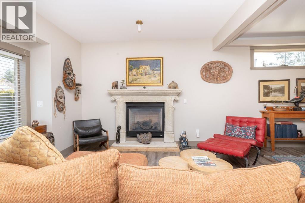 6391 Oracle Road, Sechelt, British Columbia  V7Z 0R8 - Photo 12 - R3039779