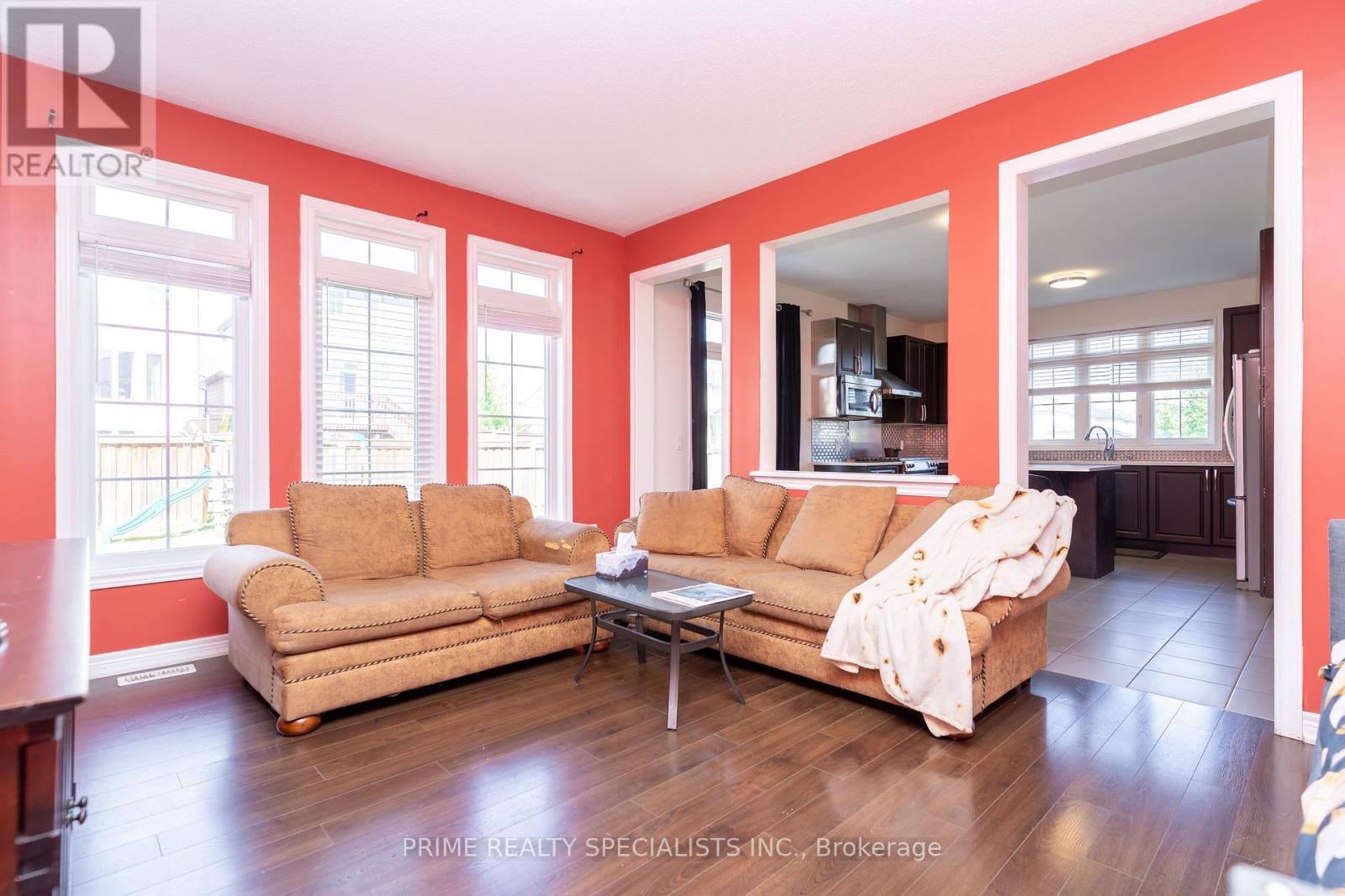 293 Johnson Drive, Shelburne, Ontario  L0N 1S1 - Photo 12 - X12359995