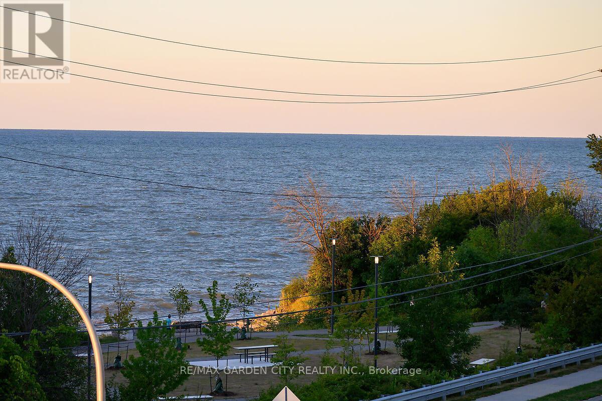 408 - 10 Concord Place, Grimsby, Ontario  L3M 0G6 - Photo 19 - X12360068