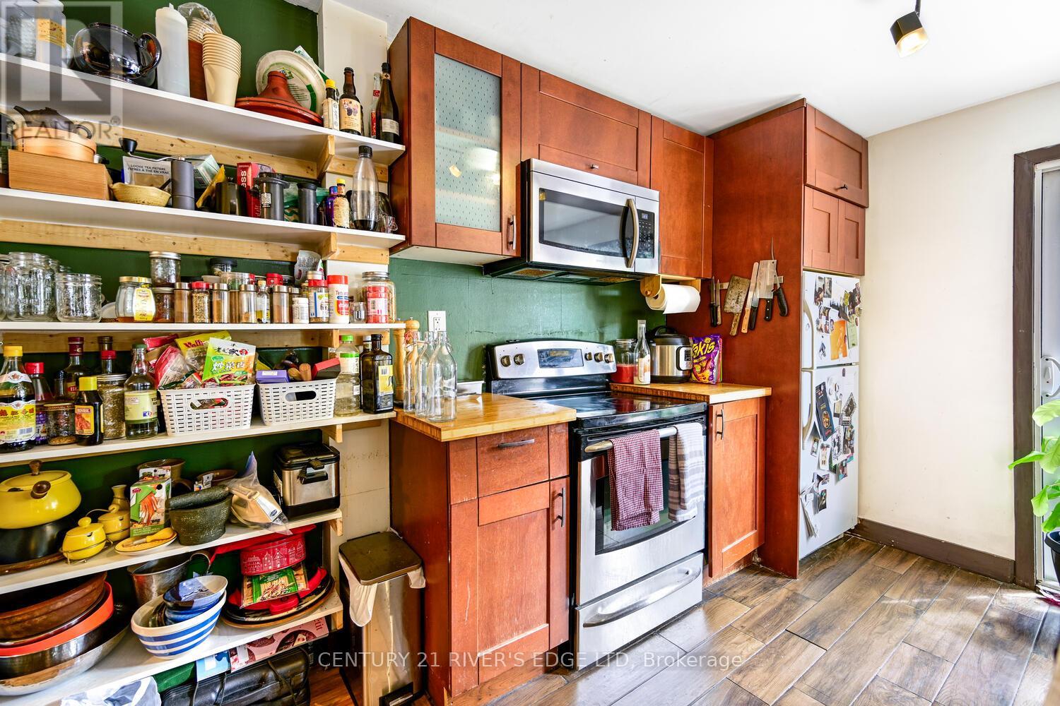 188 Armstrong Street, Ottawa, Ontario  K1Y 4E2 - Photo 22 - X12360130