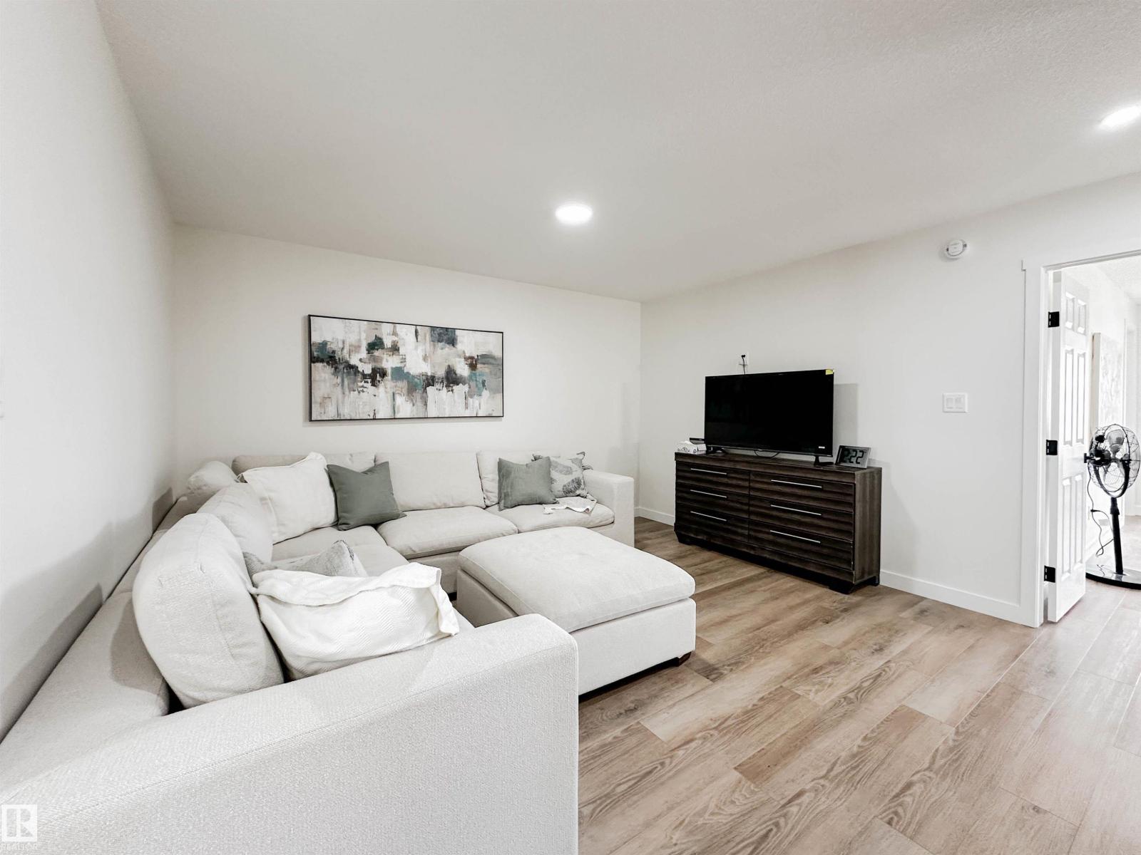 13007 213 St Nw, Edmonton, Alberta  T5S 0T7 - Photo 32 - E4454337