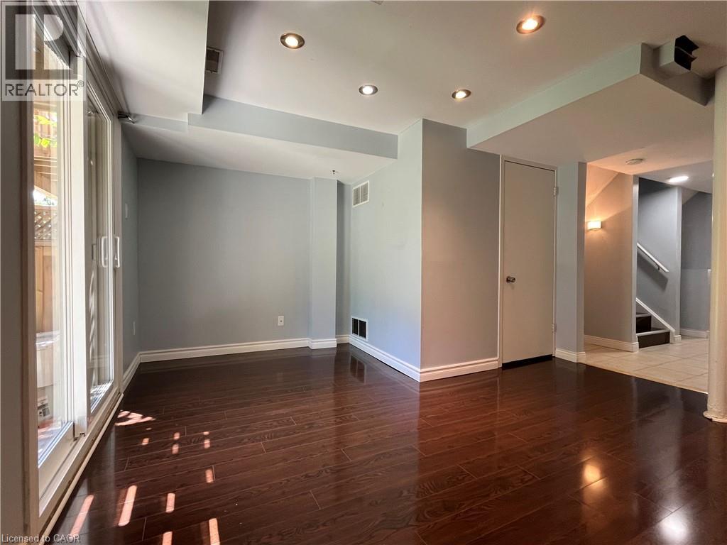 2272 Mowat Avenue Unit# 68, Oakville, Ontario  L6H 5L8 - Photo 17 - 40762456
