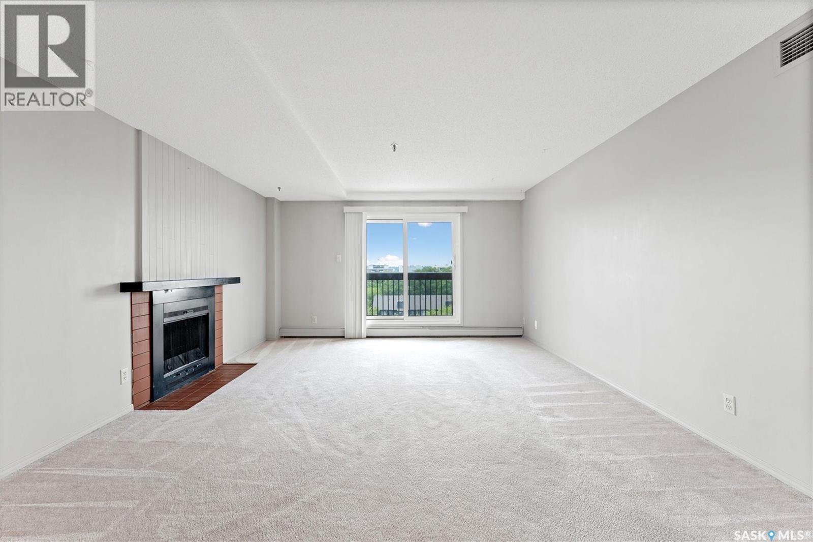 Property at 704 510 5TH AVENUE N image 3