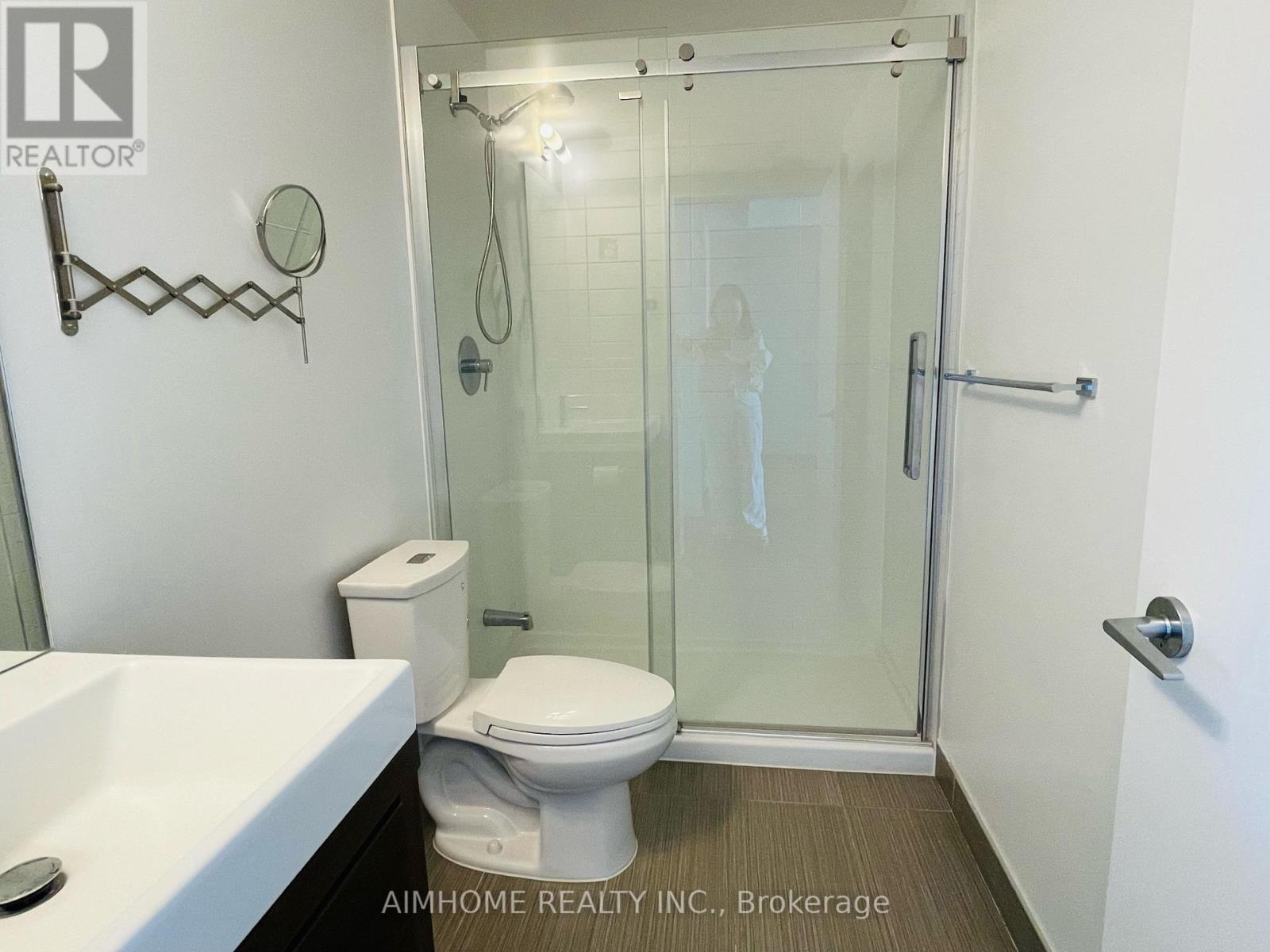 1807 - 66 Forest Manor Road, Toronto, Ontario  M2J 0B7 - Photo 9 - C12360088