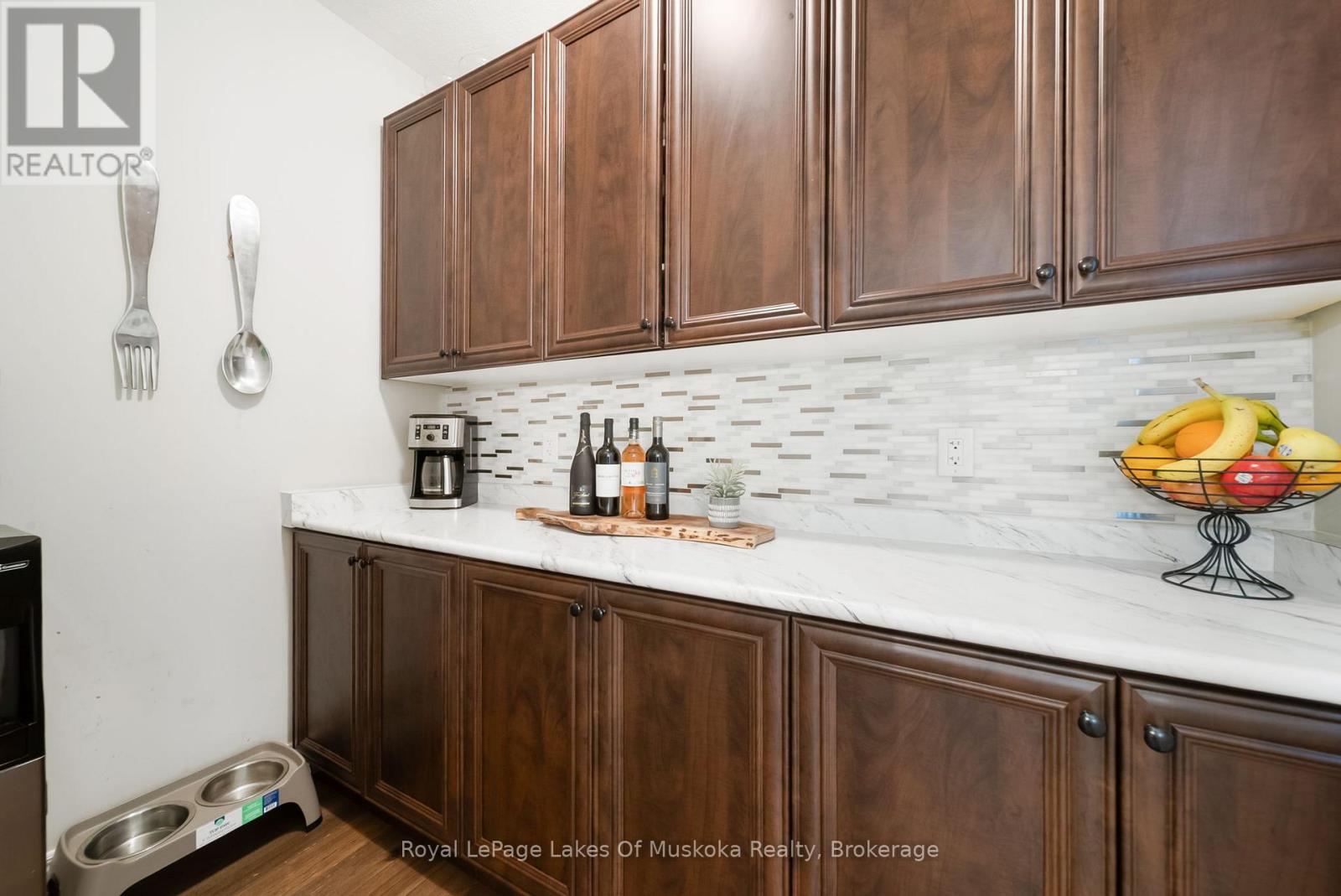 2269 Elana Drive, Severn, Ontario L3V 0C1 - Photo 21 - S12360082