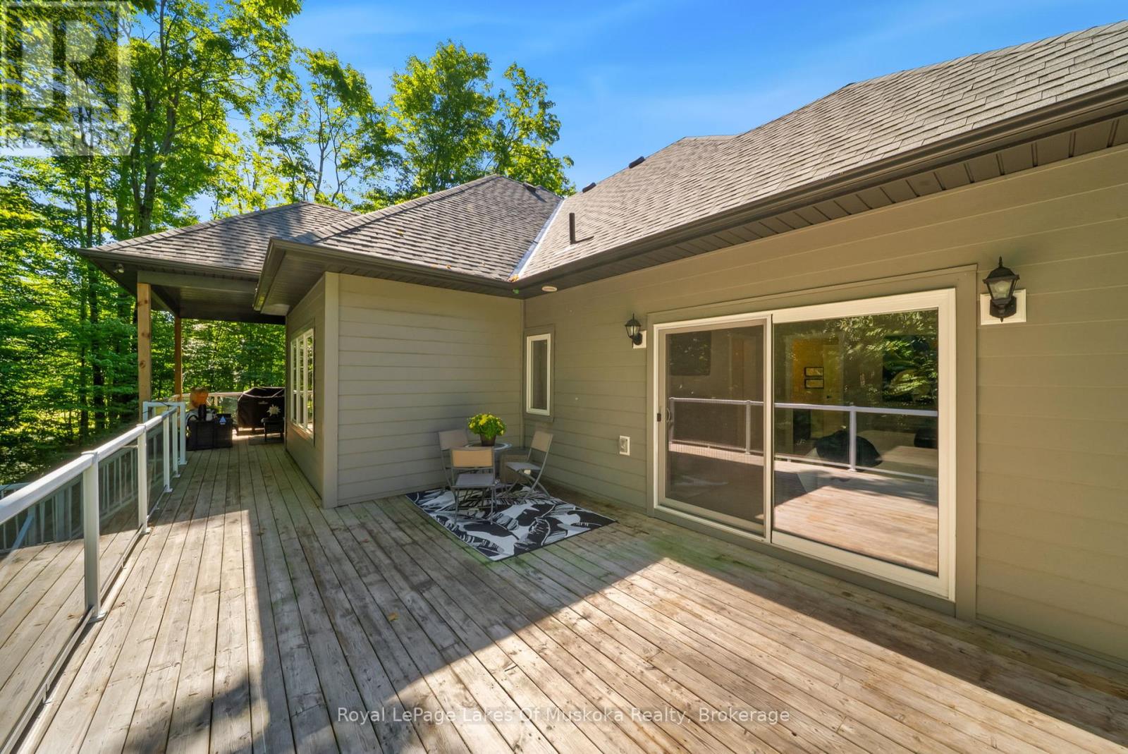 2269 Elana Drive, Severn, Ontario L3V 0C1 - Photo 38 - S12360082