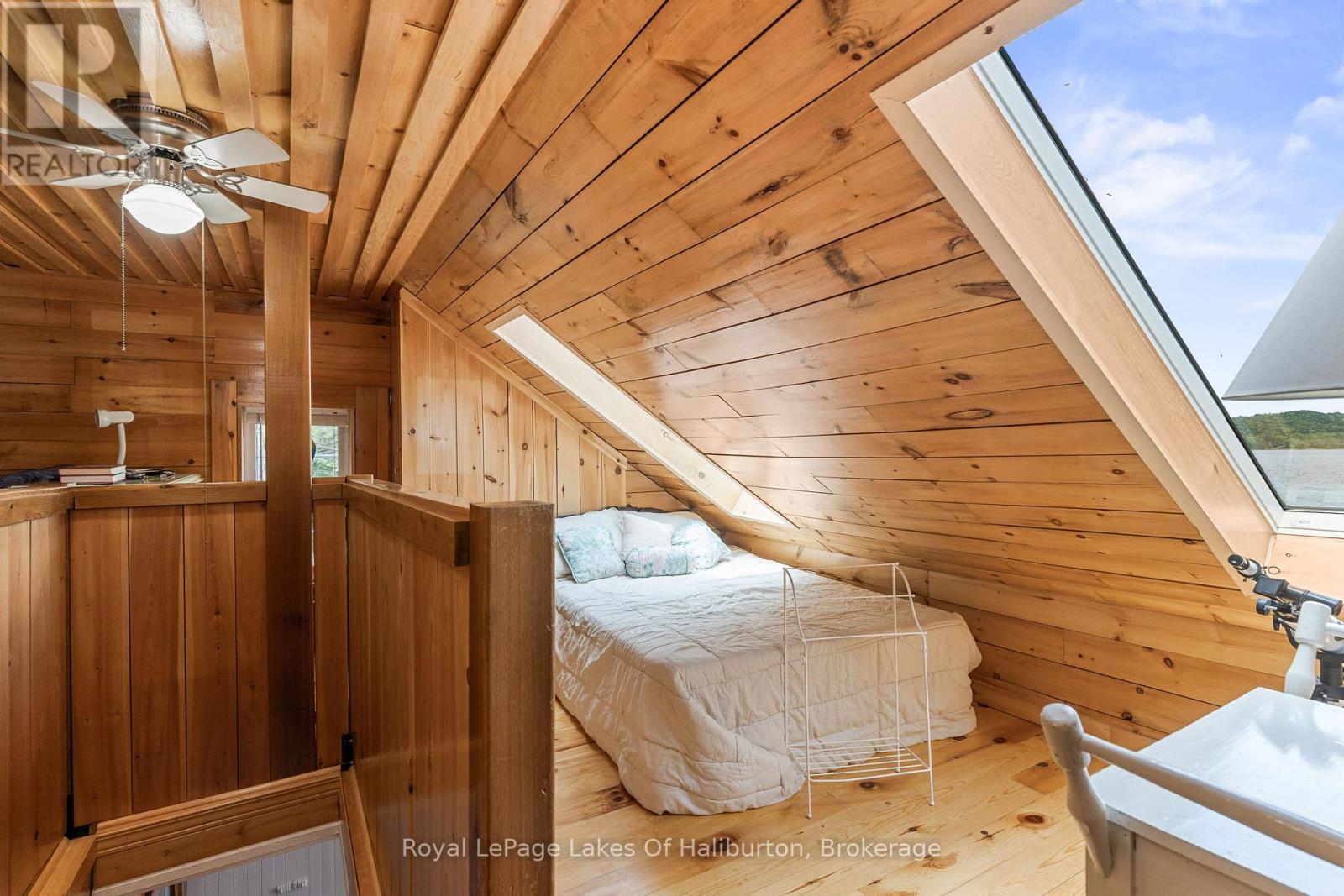 1049 Ninatigo Lane, Algonquin Highlands (Stanhope), Ontario  K0M 1S0 - Photo 31 - X12357974