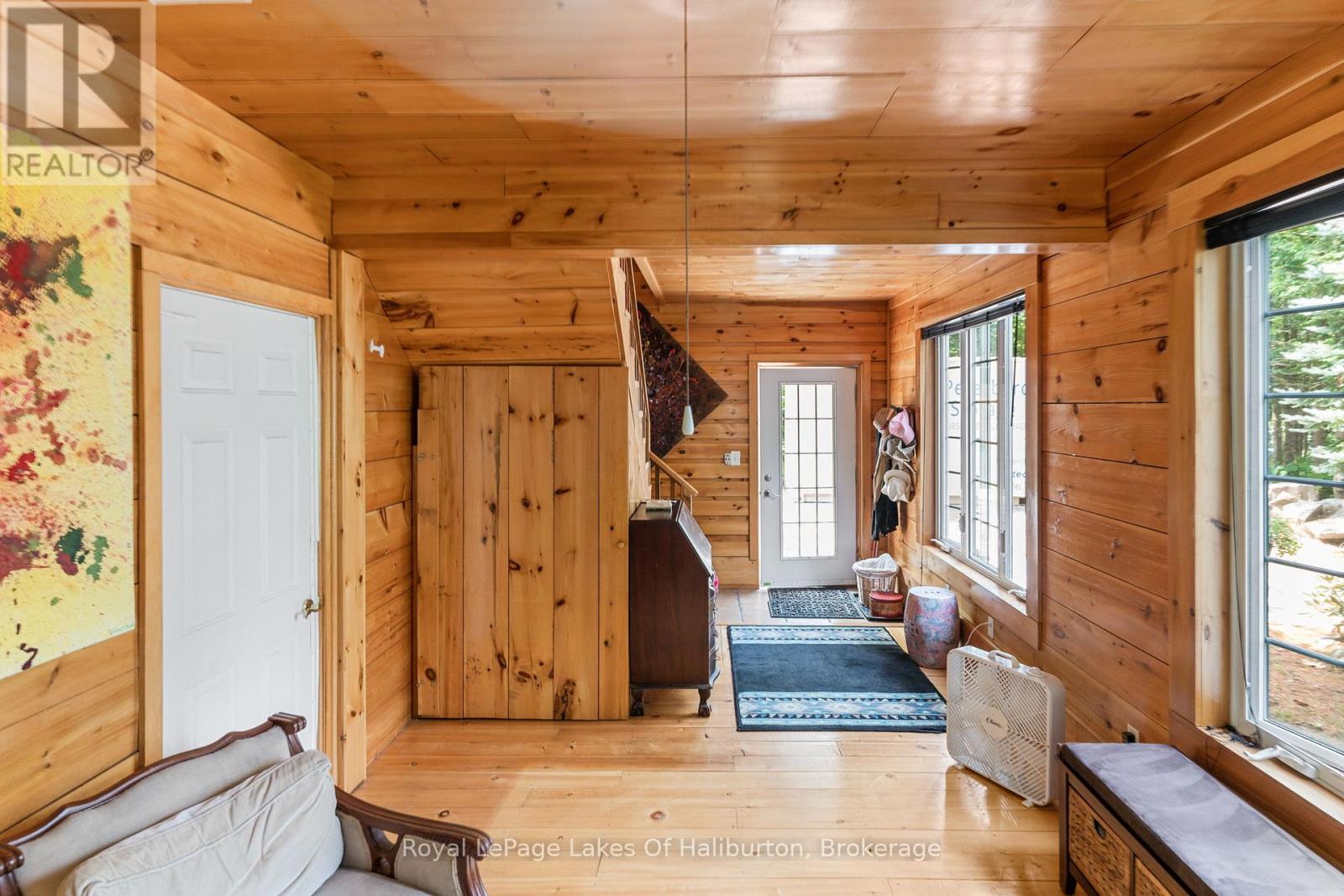 1049 Ninatigo Lane, Algonquin Highlands (Stanhope), Ontario  K0M 1S0 - Photo 35 - X12357974