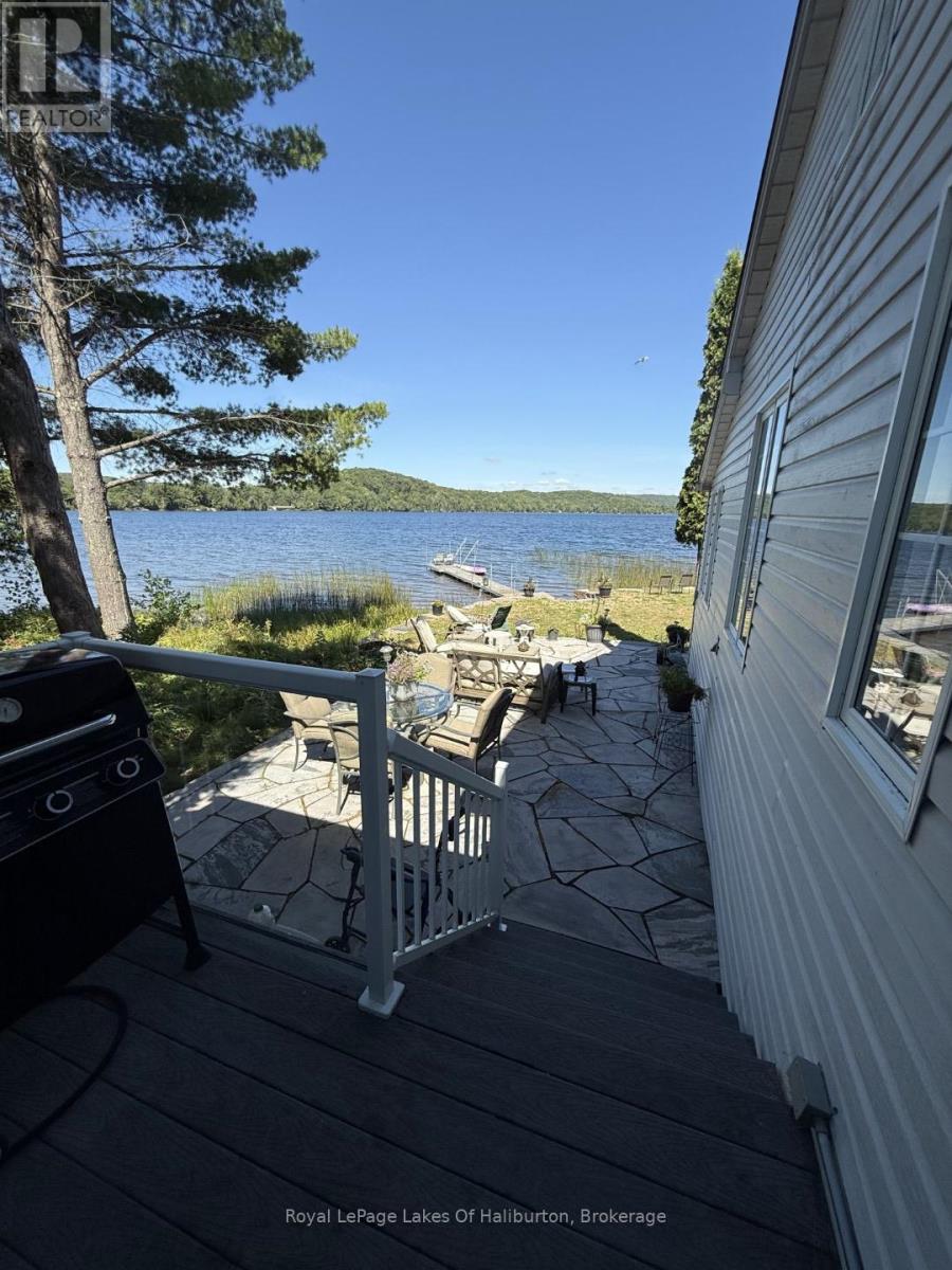 1049 Ninatigo Lane, Algonquin Highlands (Stanhope), Ontario  K0M 1S0 - Photo 7 - X12357974