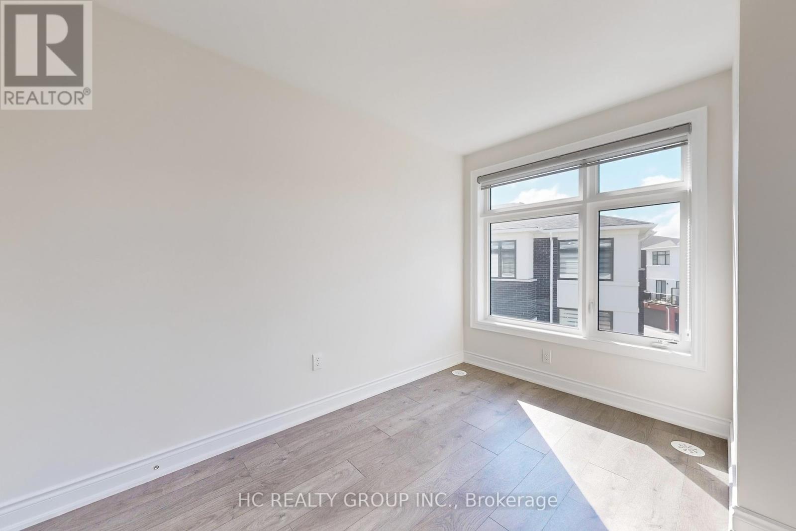 31 Thomas Armstrong Lane, Richmond Hill, Ontario  L4C 5S6 - Photo 41 - N12360126