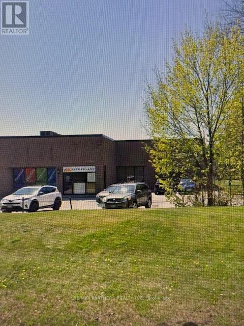 238 Hood Road, Markham, Ontario  L3R 3K8 - Photo 2 - N12360132