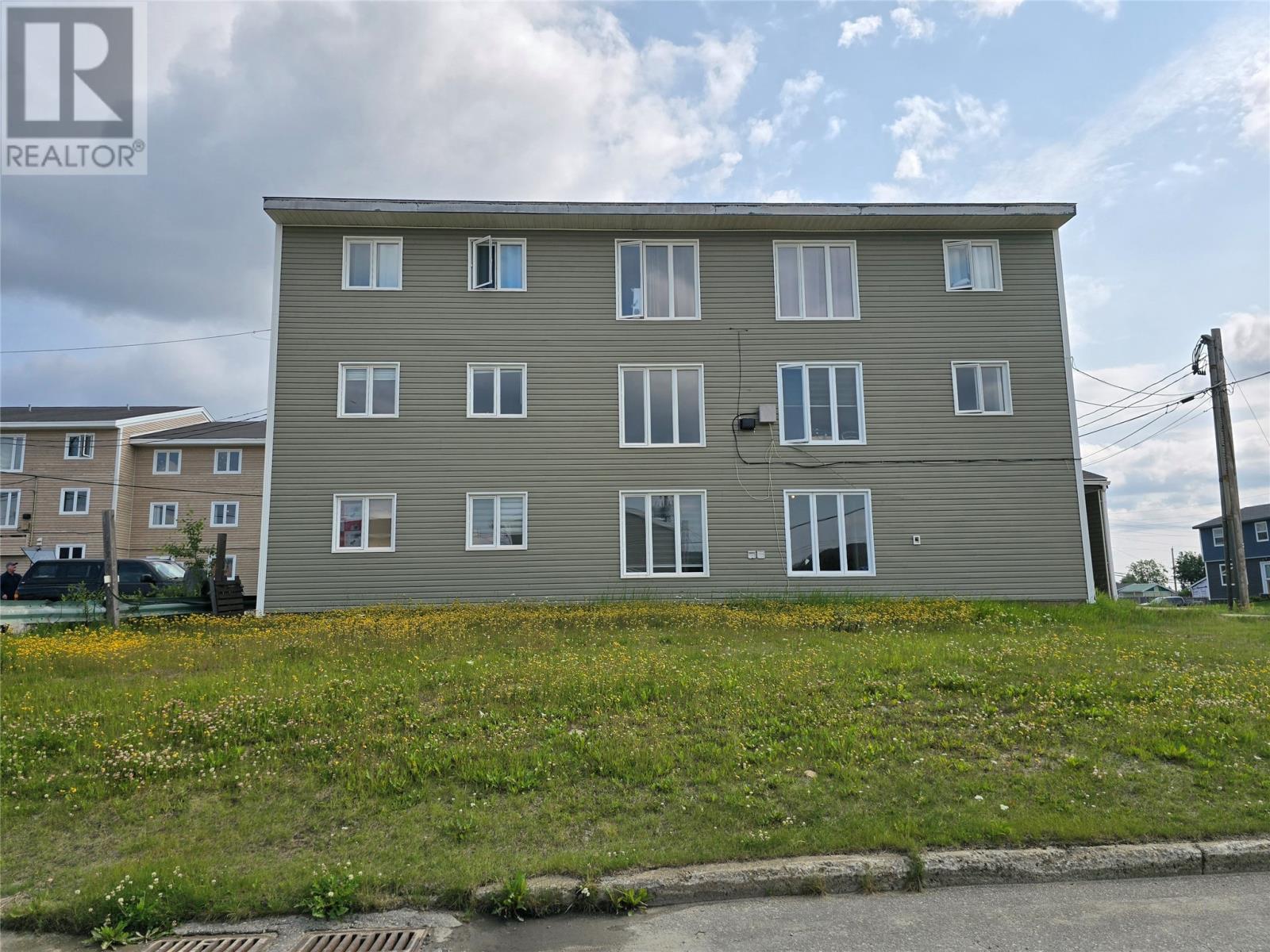 1001 Bartlett Drive, Labrador City, Newfoundland & Labrador