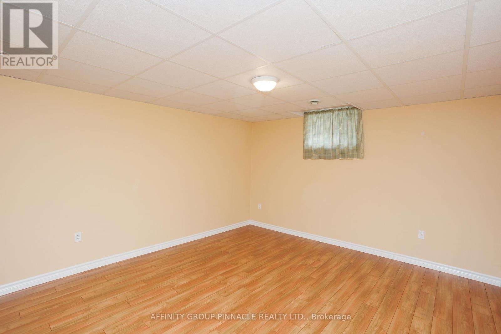 10 Champlain Boulevard, Kawartha Lakes, Ontario  K9V 0H9 - Photo 24 - X12360216