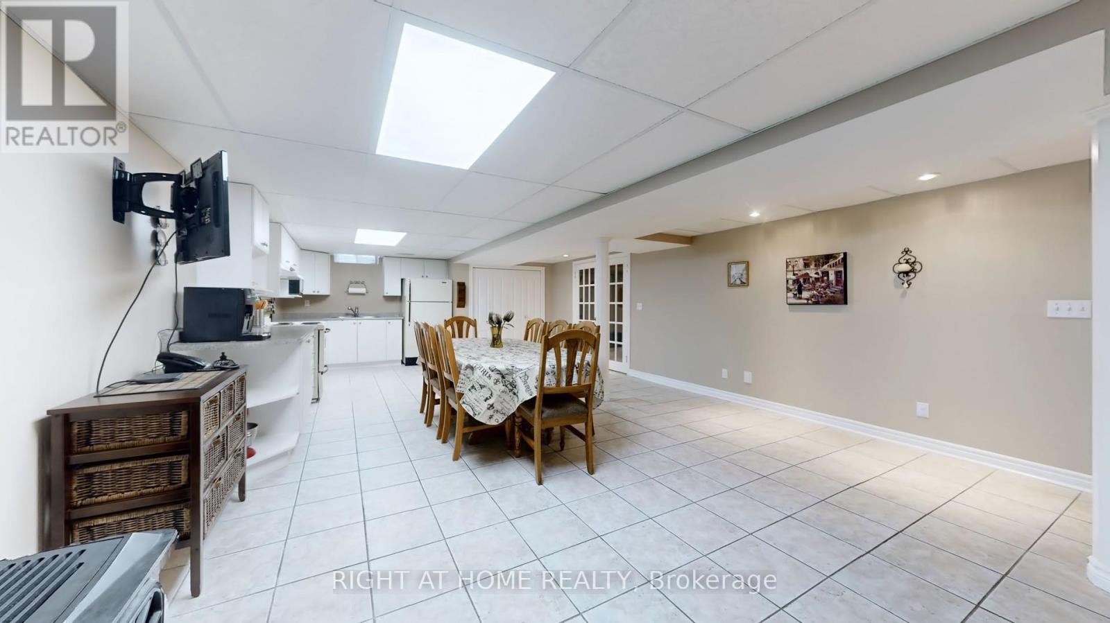 102 Mullis Crescent, Brampton, Ontario  L6Y 4T1 - Photo 29 - W12334754