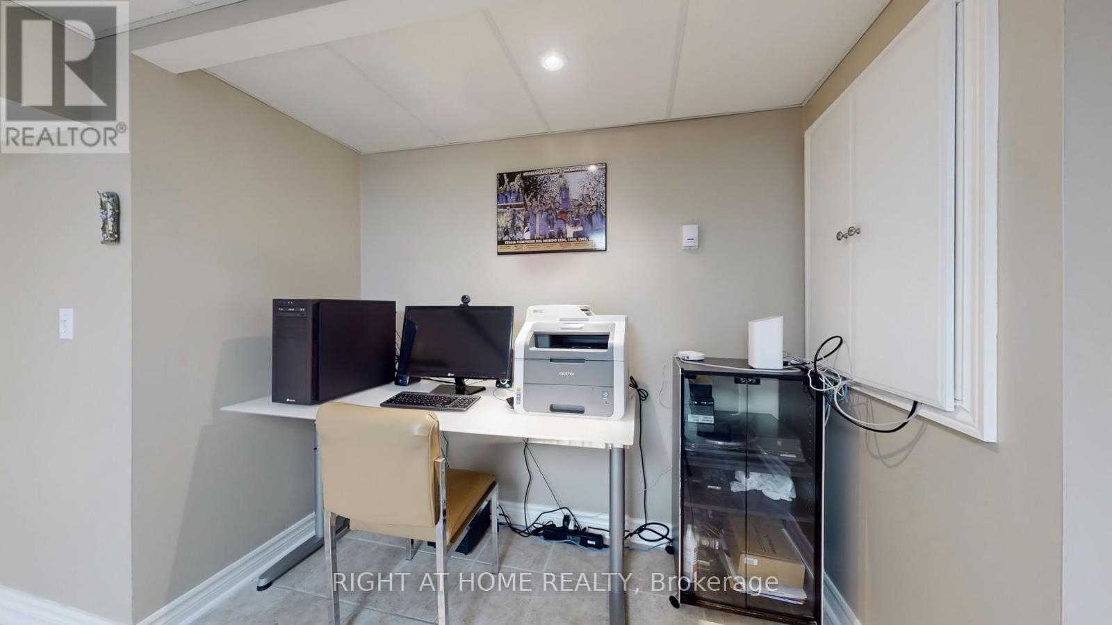 102 Mullis Crescent, Brampton, Ontario  L6Y 4T1 - Photo 35 - W12334754