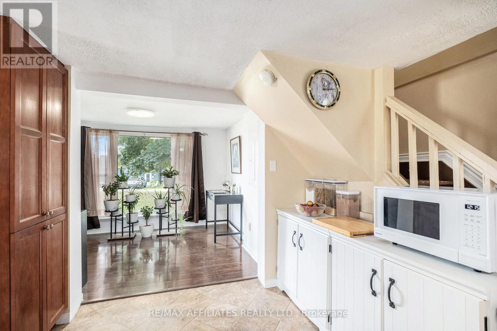 28 5th Street, Smiths Falls, Ontario  K7A 3K2 - Photo 8 - X12360193