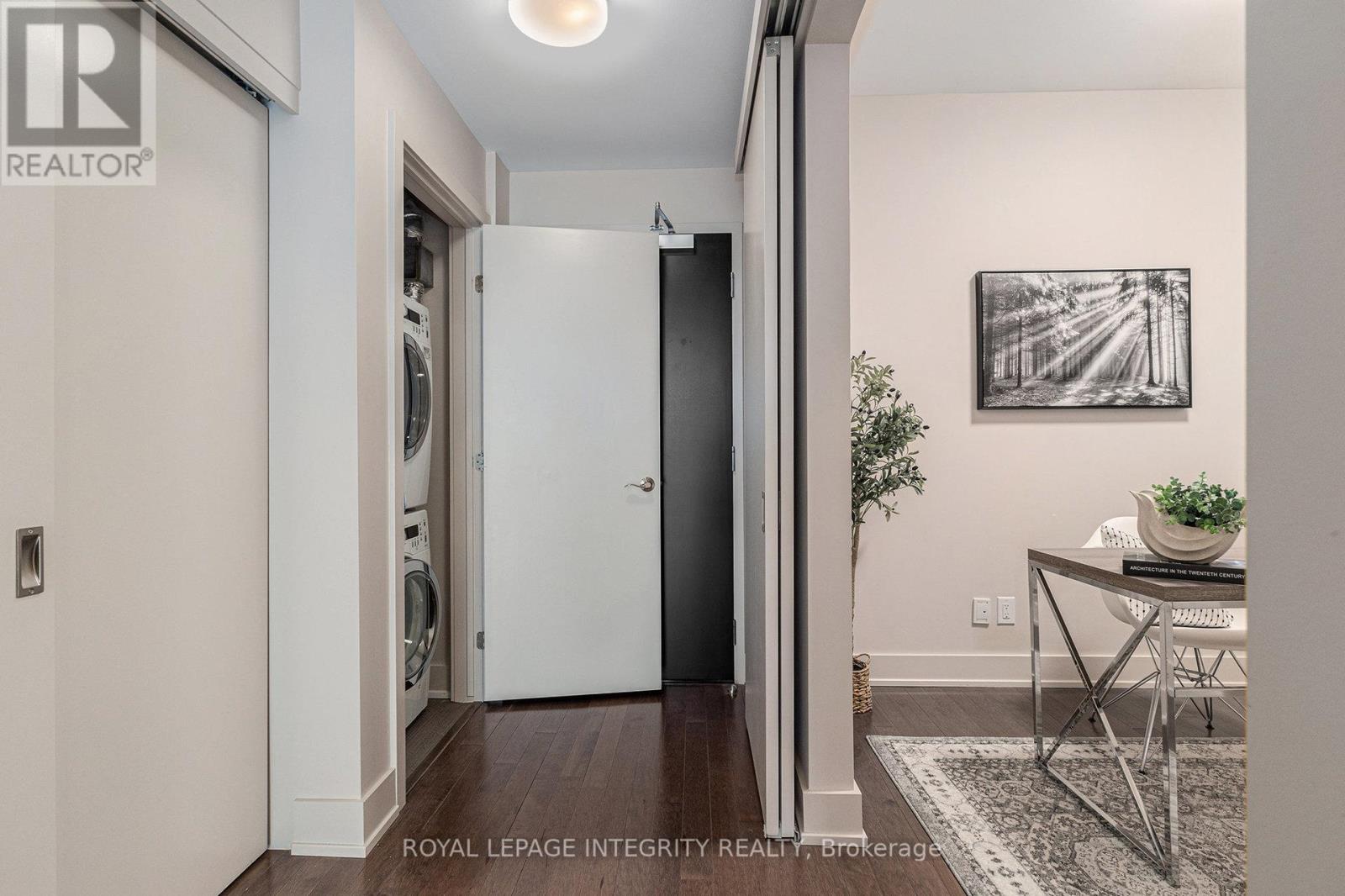 304 - 98 Richmond Road, Ottawa, Ontario  K1Z 0B2 - Photo 5 - X12360223